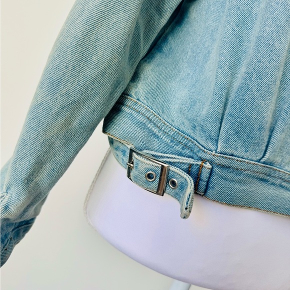 Brandy Melville Isabelle Cropped Denim Jacket 💙 - Picture 11 of 12